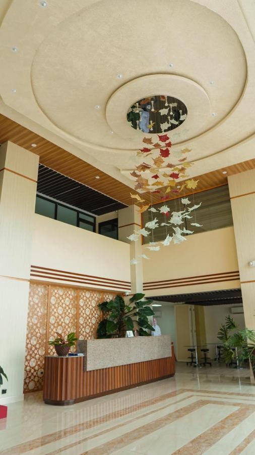 Aya Hotel & Residences Clarin  Exterior foto