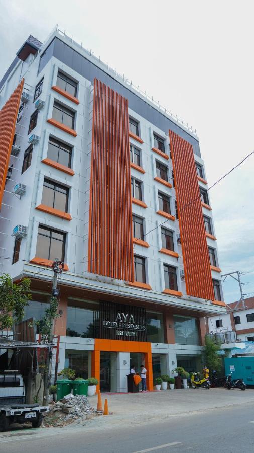 Aya Hotel & Residences Clarin  Exterior foto